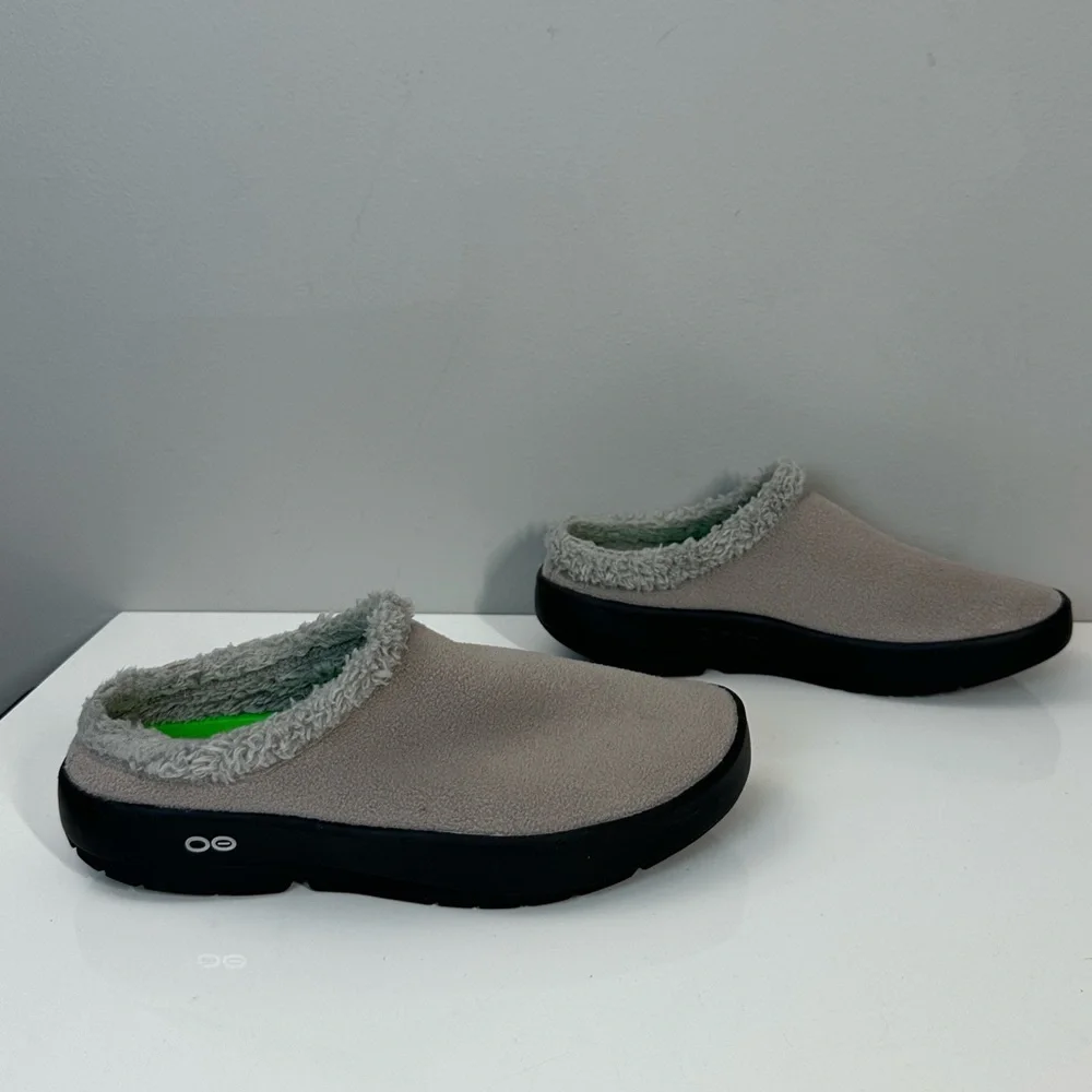 Oofos Oocoozie Mule Gray Sherpa Comfort Recovery Slip On Shoes Size 10